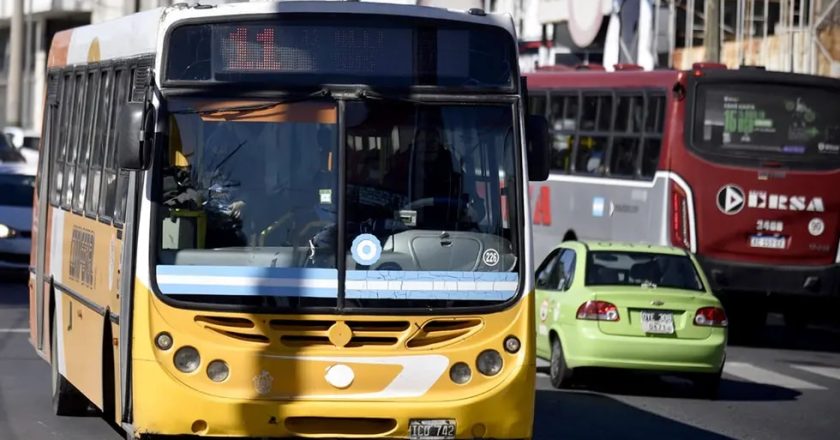 Con la renuncia de Ferraro nadie se hace cargo de Transporte y la UTA no tiene con quien cerrar sus paritarias: «Nos conducirá a medidas de fuerza»