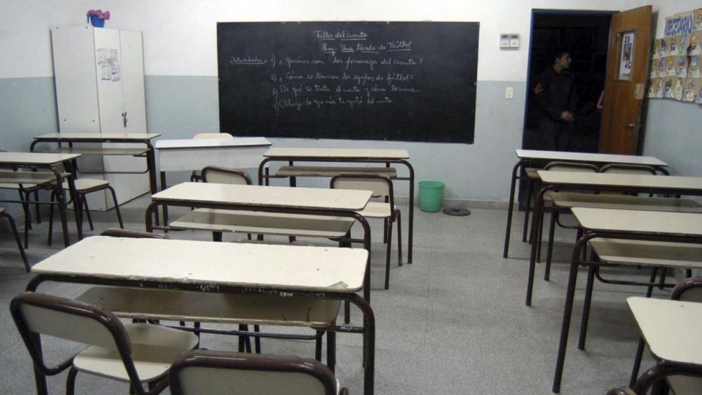 Máxima tensión: los gremios docentes de la CGT anunciaron un paro nacional para el lunes 26 si el Gobierno no convoca la paritaria 