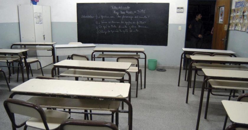 Los gremios docentes de la CGT exigieron convocatoria a la paritaria nacional y aclararon que «si se demora, habrá protestas»
