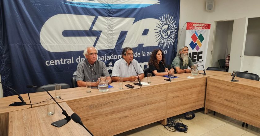 «Cachorro» Godoy aseguró que el Gobierno pretende «licuar salarios» y no descartó un nueva medida de fuerza