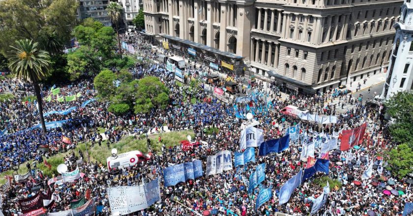 Seis provincias firmaron un acuerdo para oponerse al avance del DNU en materia laboral