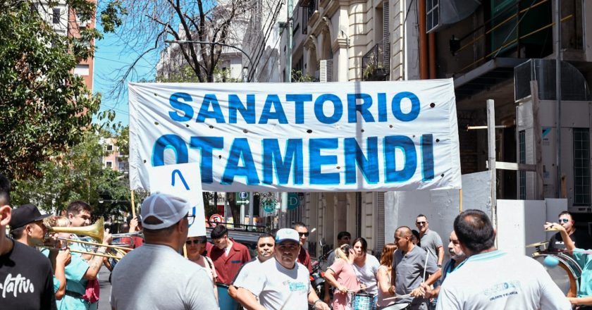 Daer paralizó clínicas y sanatorios e hizo sentir el reclamo de los trabajadores de Sanidad: «Los aumentos de los insumos son pagados por los empresarios sin protestas pero los reclamos salariales nunca son prioridad»