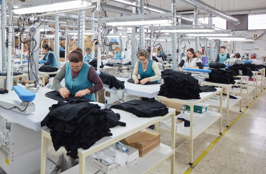 #CRISIS En la industria textil hablan de la destrucción de 100 mil puestos de trabajo en los últimos 60 días