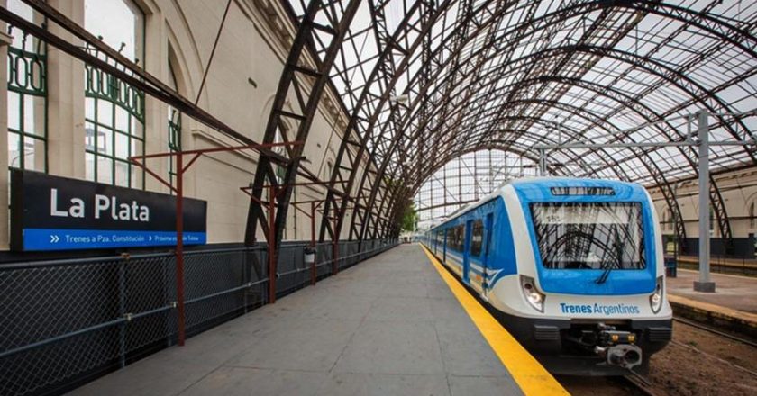 Gremios ferroviarios se reunirán mañana en Trabajo para tratar de destrabar la negociación paritaria de la actividad