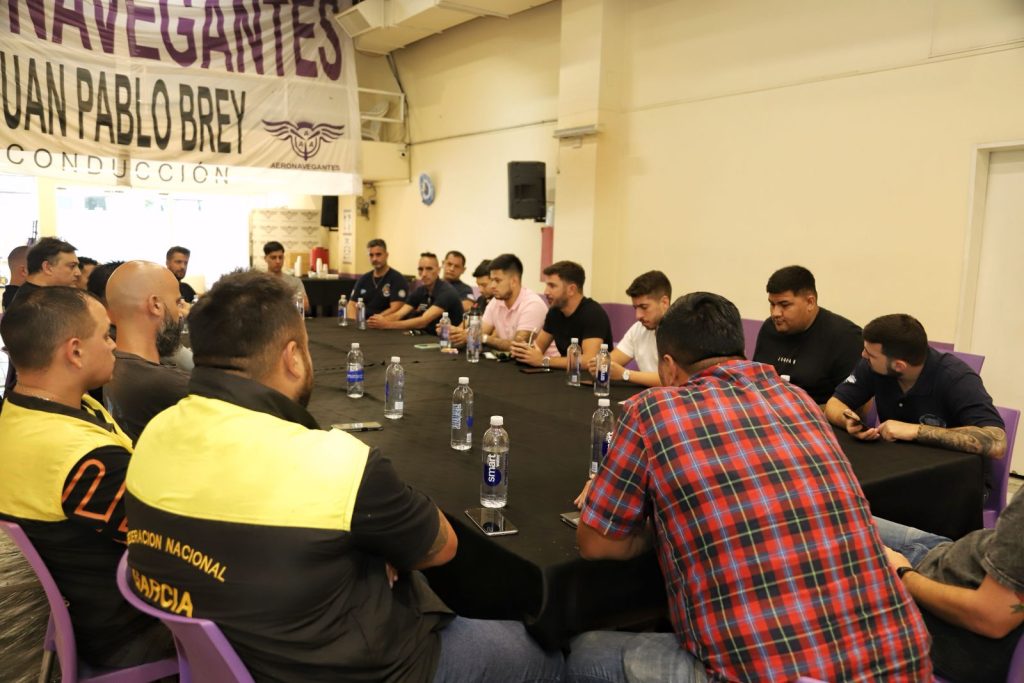 La Juventud de los gremios del transporte se pronunció en contra de "la precarización laboral que pretende llevar adelante" el Gobierno de Milei y apoyó a los trabajadores de Télam