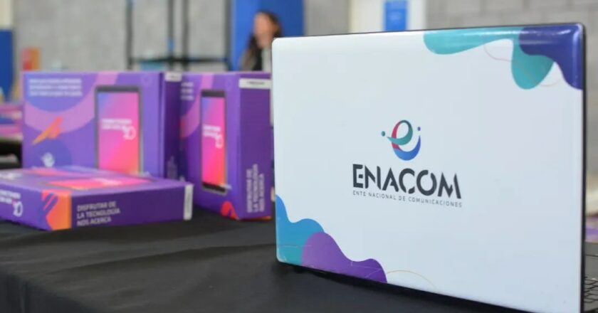 Más desguace del Estado: el Gobierno cerró el Enacom y se estiman unos 500 despidos