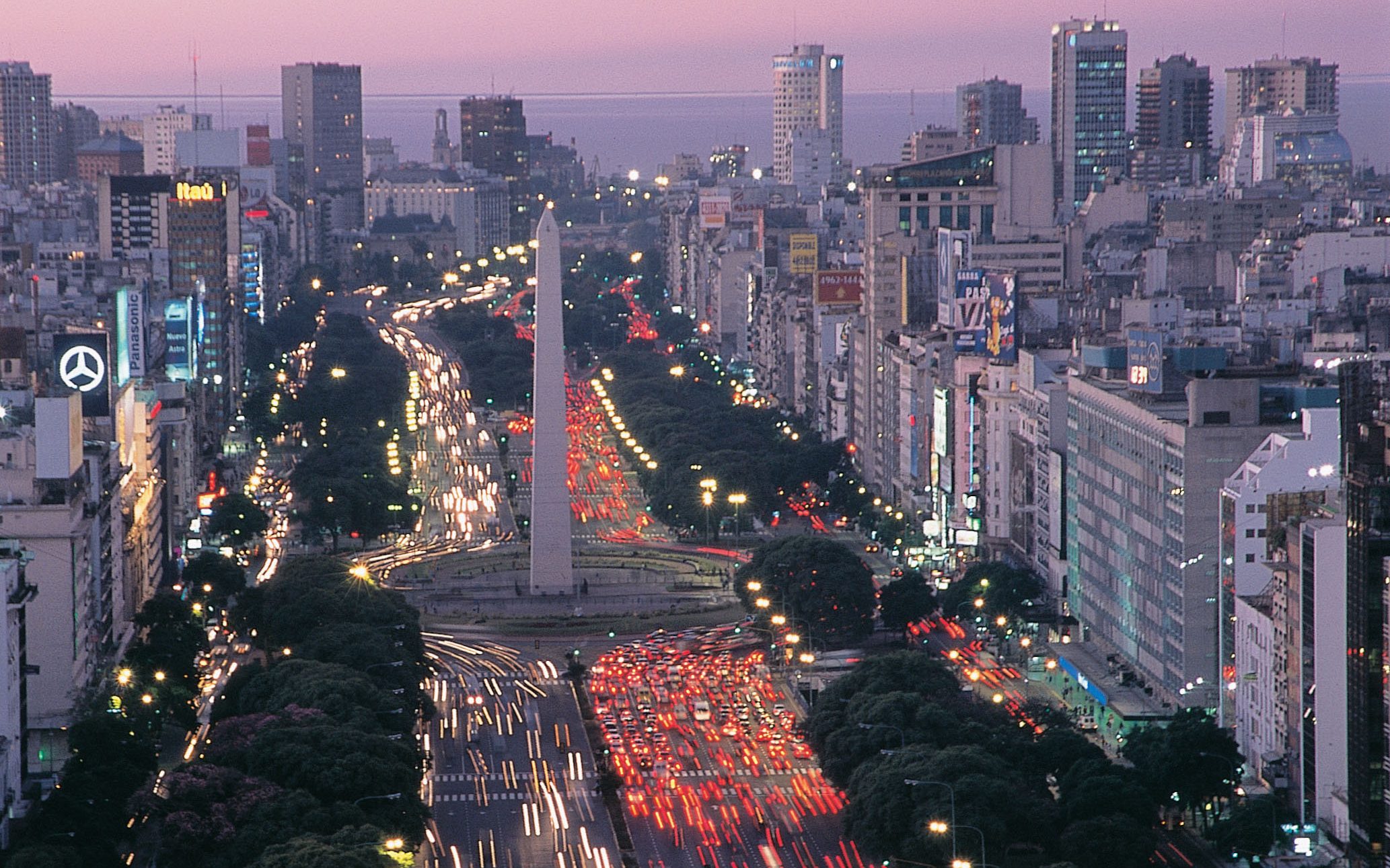 Las dos ciudades de Buenos Aires: los ingresos de la población en la zona Norte son 93,5% superiores a los de la zona Sur