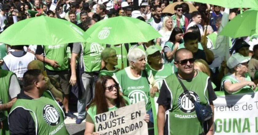 Delegados de ATE denunciaron que un custodio del secretario de Derechos Humanos usó una arma de fuego para intimidarlos