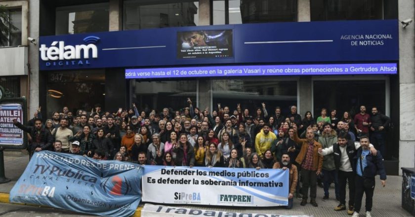 Todas las centrales sindicales repudiaron el cierre de Télam y aseguraron que la decisión «atenta contra la libertad de expresión»