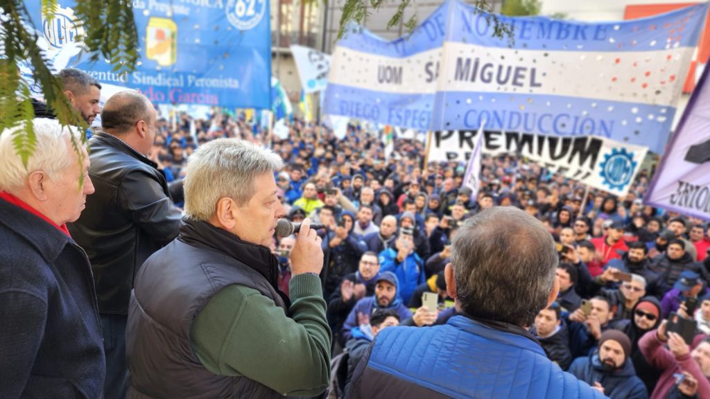 El Gobierno se corrió de su estrategia de dejar correr los conflictos laborales y frenó los paros de la UOM con una conciliación obligatoria