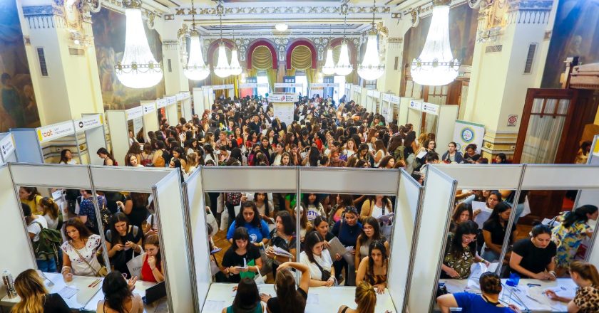 CABA: 1800 mujeres participaron de la primera Expo Empleo Barrial, edición mujer