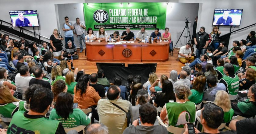 Más de 1000 delegados de ATE votaron por unanimidad movilizar este viernes a Capital Humano, «el Ministerio del Desguace del Estado»