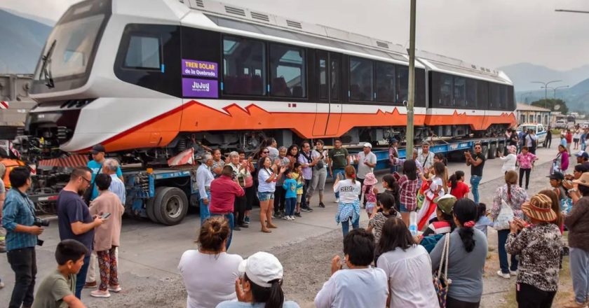 Sasia celebró la implementación del primer Tren Solar a batería de litio de la Argentina que comenzará a operar el 20 de marzo