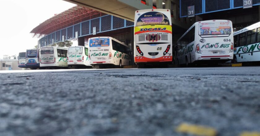 También se espesa la situación en Córdoba y los choferes anunciaron un paro de transporte interurbano para la próxima semana