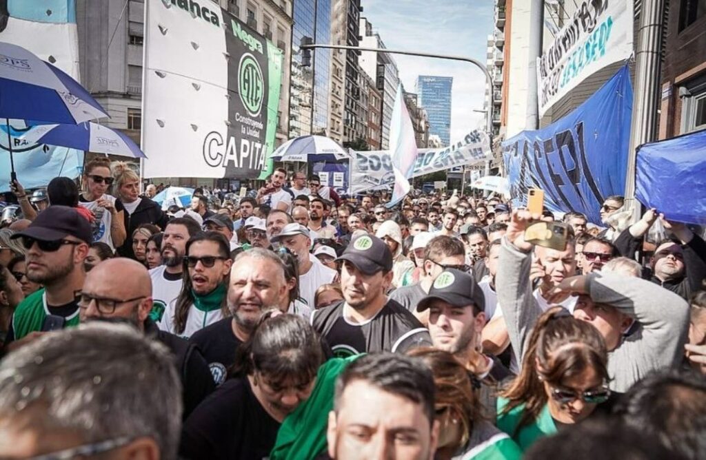 Ortega habló del vaciamiento de la ANSeS y aseguró: "El modelo tiene como objetivo terminar de nuevo en las AFJP"