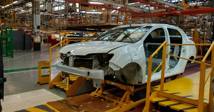 La industria automotriz de Córdoba golpeada por la crisis: despidos, jubilaciones anticipadas y suspensiones