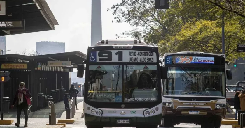 Las empresas amenazan con no pagar la paritarias y la UTA se declaró en estado de alerta: Si no cumplen el lunes podría dejar sin colectivos el AMBA