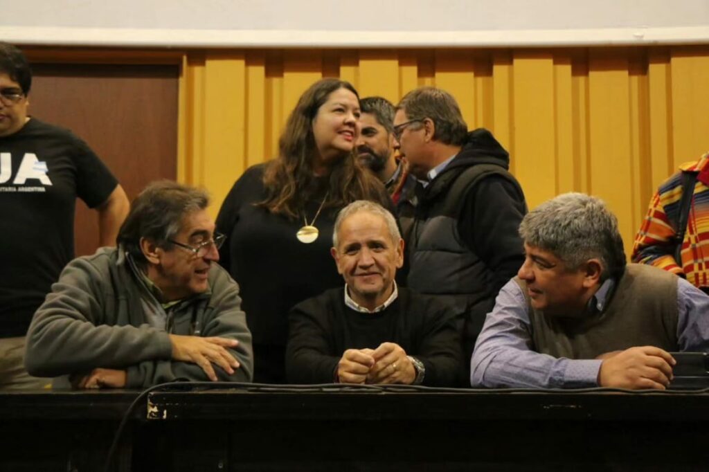 La CGT, las CTA, organismos de DDHH y movimientos sociales confirmaron que marcharán al Senado durante el tratamiento de la Ley Bases