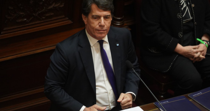Senadores denunciaron que el Gobierno aprieta a trabajadores de Correo Argentino para que acepten retiros voluntarios y Posse confirmó que ya recortaron 1700 empleos