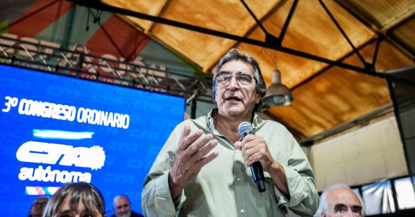Cachorro Godoy: «Milei dio un aumento miserable, que derrumba aún más por debajo de la indigencia al Salario Mínimo”