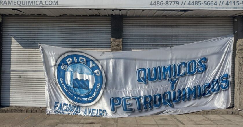 La química Clariant cierra su planta en Zárate, se va de Argentina y deja a unos 50 empleados de producción en la calle