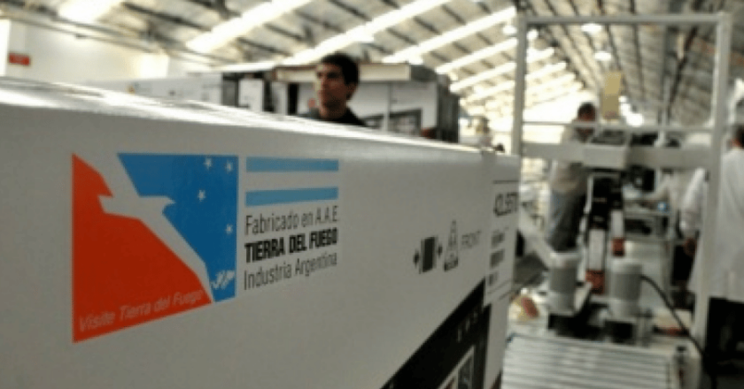 Los sindicatos industriales alertan por la profundización del deterioro del empleo y advierten que se destruyeron 1.974 empresas manufactureras