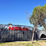 Nissan se retira de la Argentina y deja su operación comercial a dos grupos locales