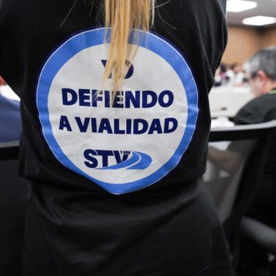 Los gremios de Vialidad fueron al Congreso a esperar al administrador que pegó el faltazo: «La orden del gobierno es destruir instituciones que funcionan»