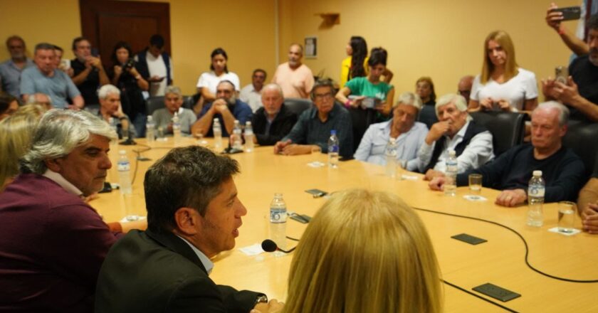 La movilización de la CGT terminó con una cumbre de todo el arco sindical con Axel Kicillof en medio del debate interno del peronismo