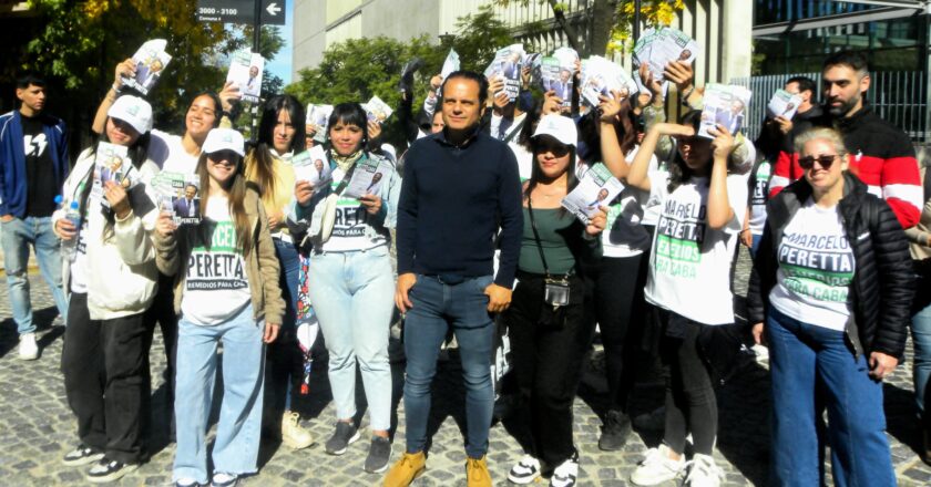 Peretta se movilizó a la sede del gobierno porteño para pedir que «paren de nombrar ñoquis»