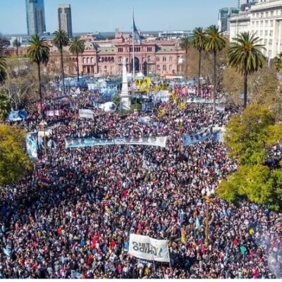 Universidades y gremios docentes exigen el «pleno cumplimiento» de la Ley de Financiamiento y critican al Gobierno por la falta de diálogo