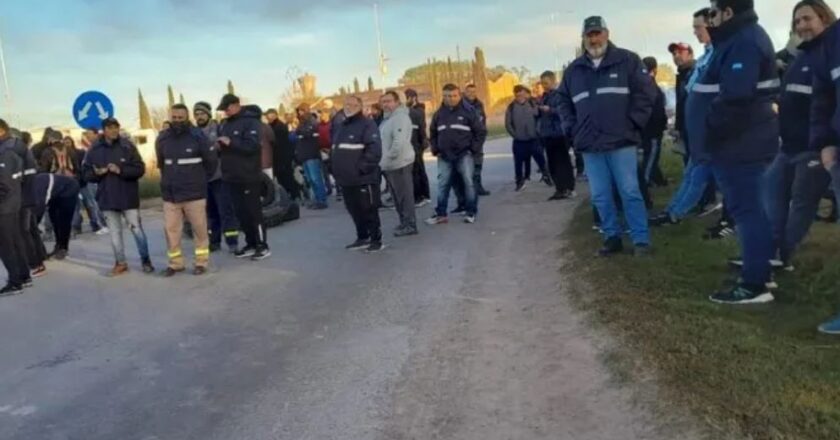 Fatal accidente en Cerámica Alberdi: «Querían seguir produciendo con el cuerpo del compañero en la máquina de molienda»