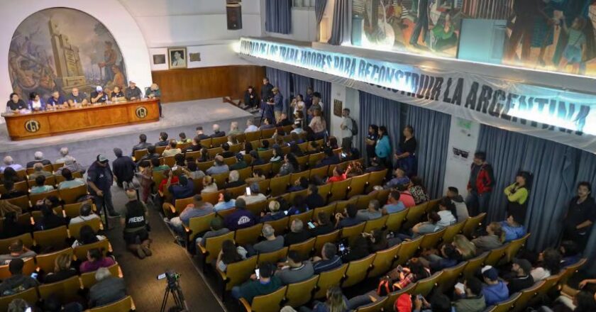 La CGT rechazó la apertura de importaciones electrónicas y respaldó el reclamo de la UOM en Tierra del Fuego: «El Gobierno opta por debilitar un sector clave para el desarrollo y la soberanía»