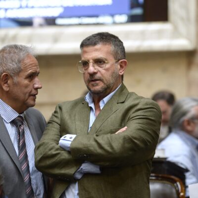 Palazzo y Cisneros impulsan el proyecto para reducir la jornada laboral a seis horas sin pérdida salarial