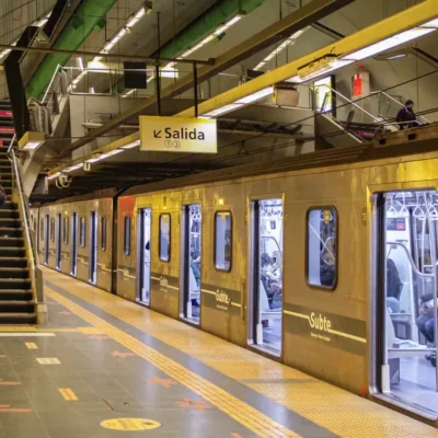 Trabajadores del subte denunciaron descuentos «indebidos e ilegales» en sus sueldos y advirtieron por medidas de fuerza