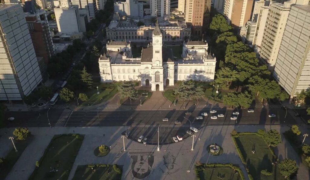 Alak acordó con UPCNBA un incremento del 7% para los municipales platenses: "Estamos comprometidos con mejorar la calidad de vida de nuestros trabajadores"