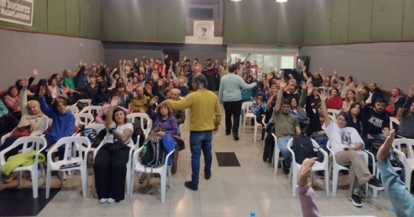 Las asambleas mandataron al Suteba a aceptar la propuesta salarial de Kicillof y se diluye la posibilidad de conflicto en Provincia de Buenos Aires