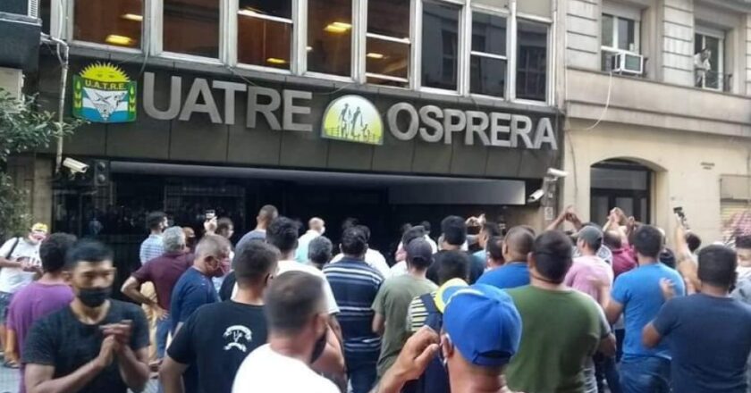 El Gobierno acelera, manda a desalojar a Voytenco y a la conducción de la UATRE y alista una denuncia que podría llegar hasta a Alberto Fernández