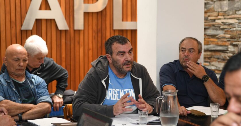 Con aval de la oposición, el Personal Legislativo insistió en el reclamo de reapertura paritaria: «La pauta vigente del 1,3% mensual resulta claramente insuficiente»