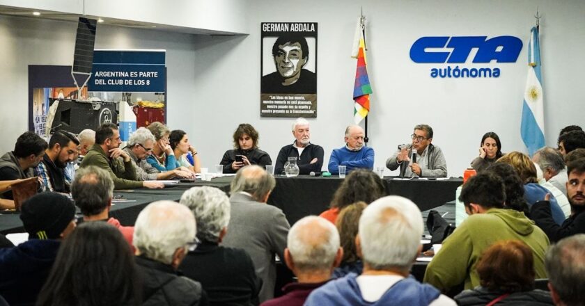 Con el empuje de las CTA, lanzan un convocatoria Multisectorial a Cabildos Abiertos contra el ajuste de Javier Milei