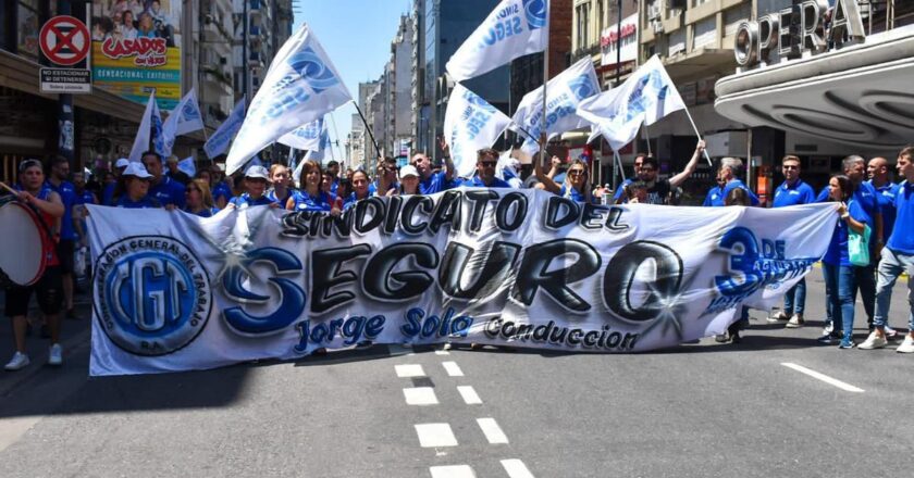 Jorge Sola apura las elecciones en el Sindicato del Seguro y prepara los papeles que lo posicionen como alternativa a número 1 de la CGT