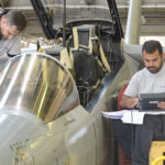 La Fábrica Argentina de Aviones FAdeA reabre sus puertas pero la incertidumbre persiste sobre el futuro de sus 700 trabajadores