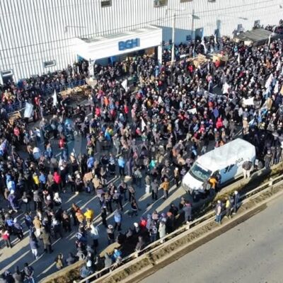 Furlán viajó a Tierra del Fuego para movilizar con las seccionales de la UOM y convocó a todos los dirigentes metalúrgicos a sesionar en la provincia