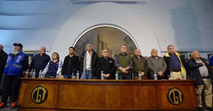 Plenario de gremios del Transporte en la CGT: La CATT anunció su estado de alerta y plan de lucha, y reclamó al Gobierno un diálogo serio