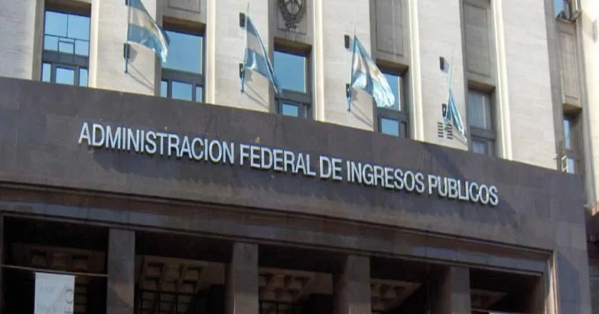 El gremio de empleados fiscales AEFIP resiste en ARCA: denuncia discriminación y convoca nuevas protestas por un reclamo salarial