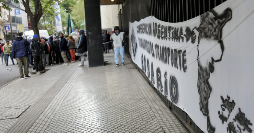 Paro total en el sector pesquero y fluvial en rechazo al Decreto 340 que profundiza la desregulación del sector
