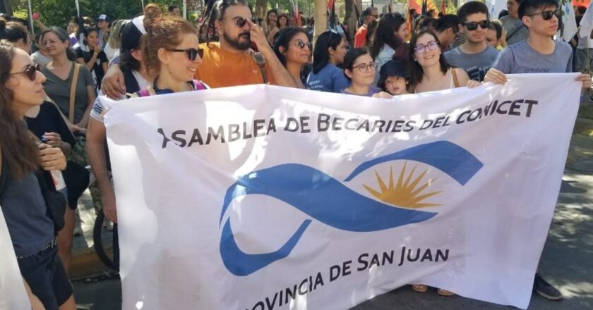 Se termina la paciencia y científicos del CONICET vuelven a escrachar a Salamone en su visita a San Juan