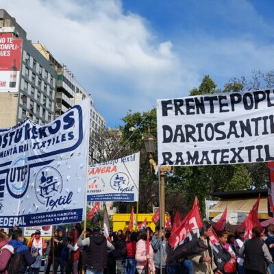 La UTEP lideró jornada de lucha en defensa del trabajo textil y aseguran que hay 150.000 empleos en riesgo por las importaciones