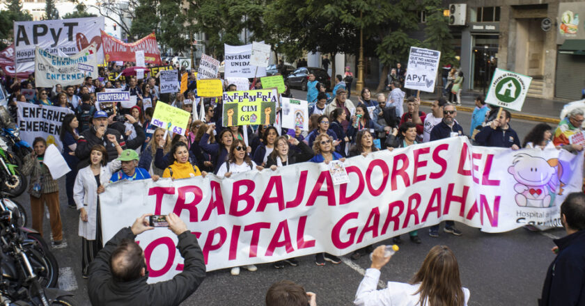 Los profesionales del Garrahan acusan a Mario Lugones y a Javier Milei de buscar «vaciar y destruir» el Hospital y van a otras dos jornadas de paro