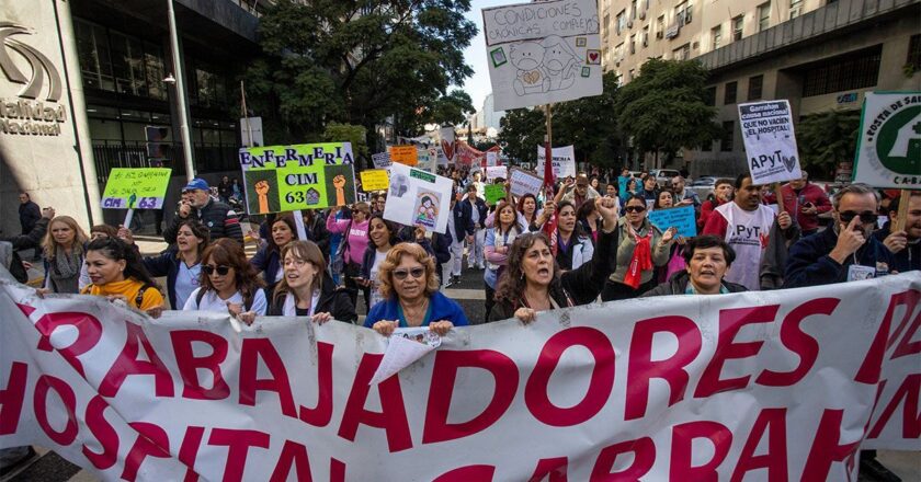 Trabajadores del Garrahan no cesan su reclamo y piden acompañamiento en una nueva marcha hacia Plaza de Mayo